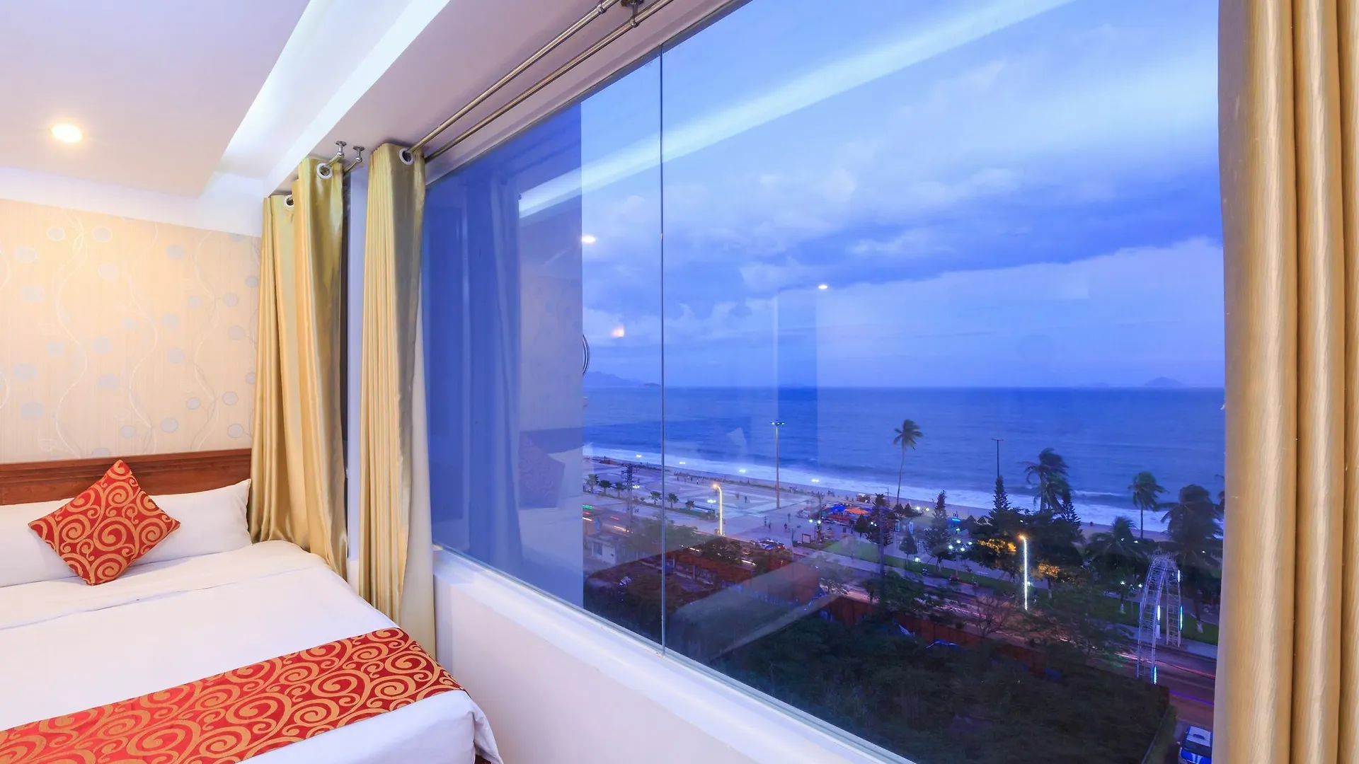 Le Soleil Hotel Managed By Nest Group Nha Trang 3*,