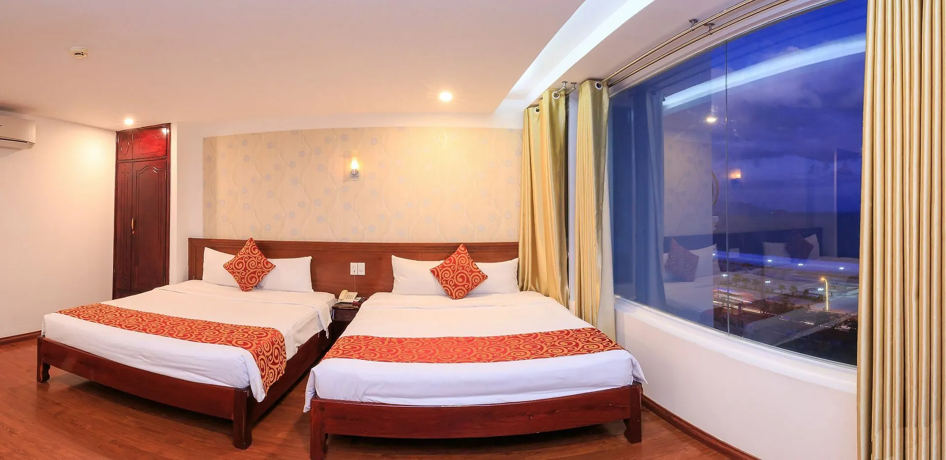 Le Soleil Hotel Managed By Nest Group Нячанг